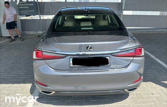 Lexus ES 2018