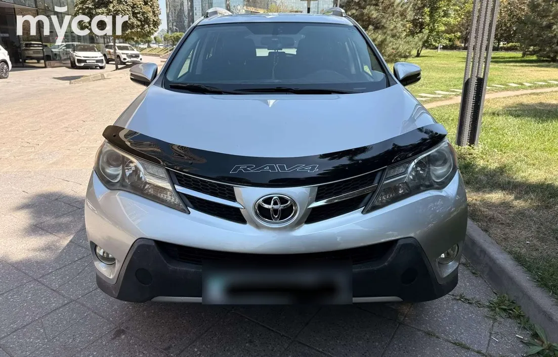 Toyota RAV4 2015