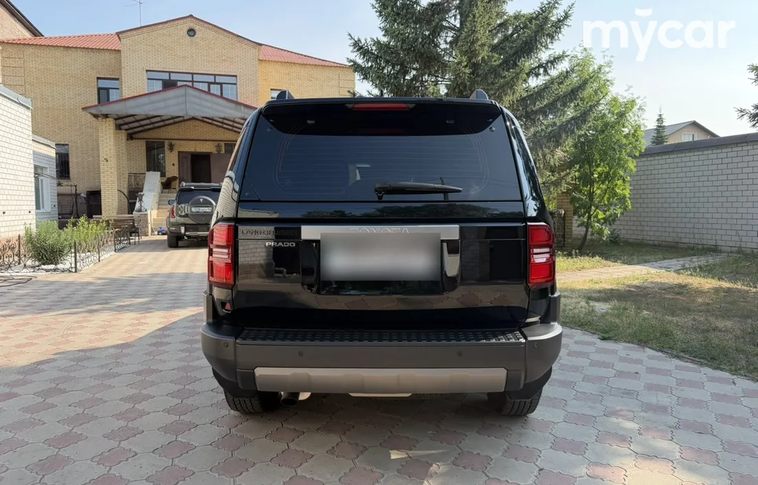Toyota Land Cruiser Prado 2024