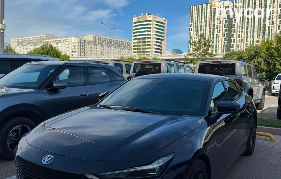 Changan UNI-V 2024