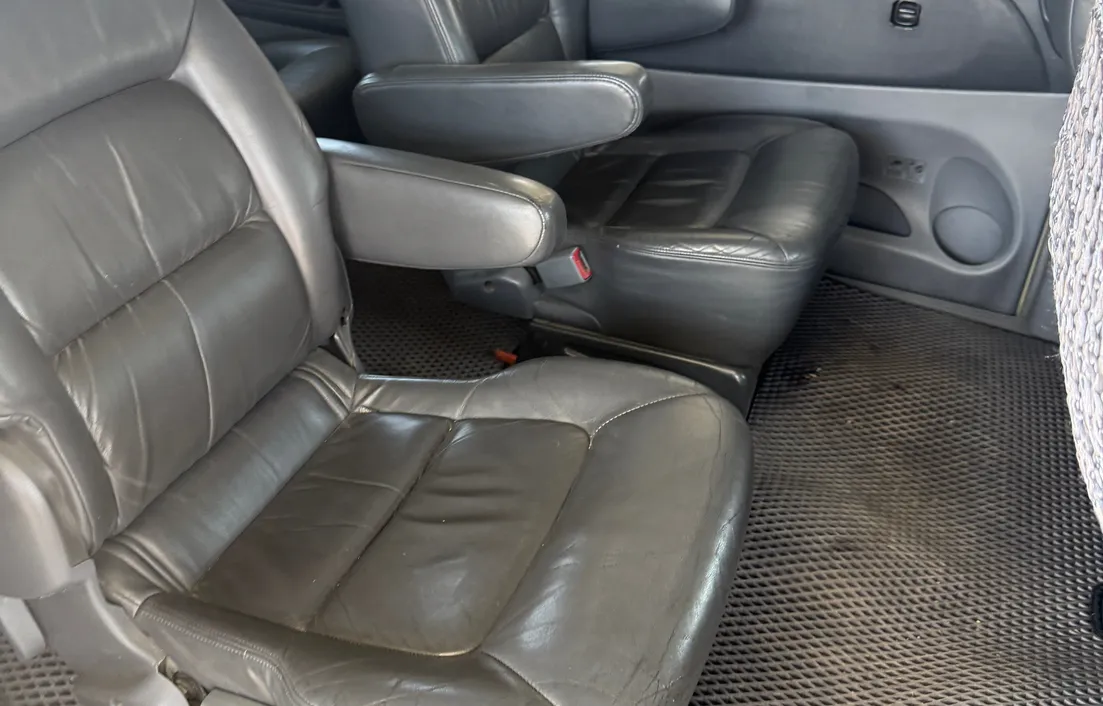 Toyota Previa 2003