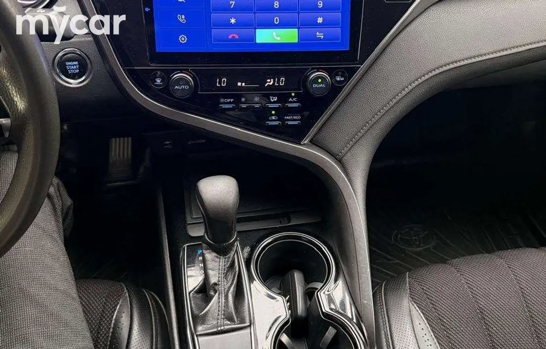 Toyota Camry 2018