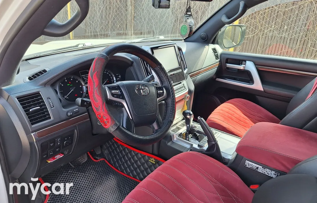 Toyota Land Cruiser 2019