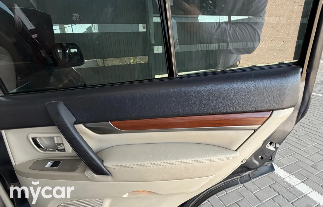 Mitsubishi Pajero 2007