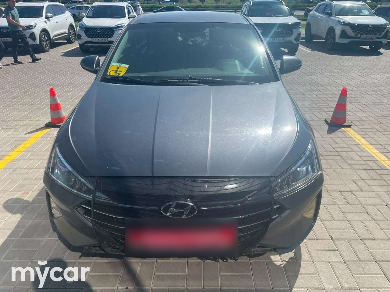 Hyundai Elantra 2020