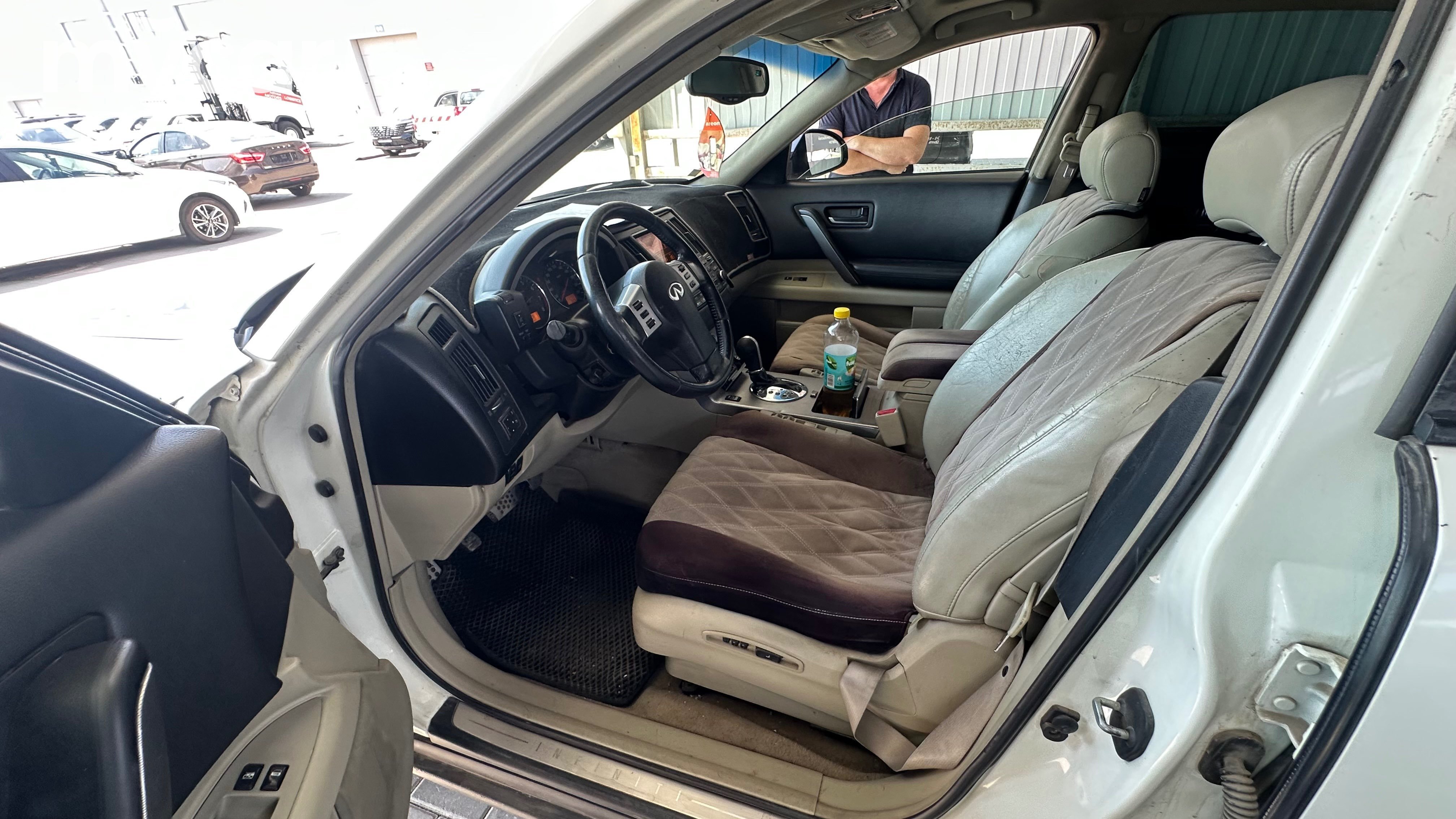 Infiniti FX 2005