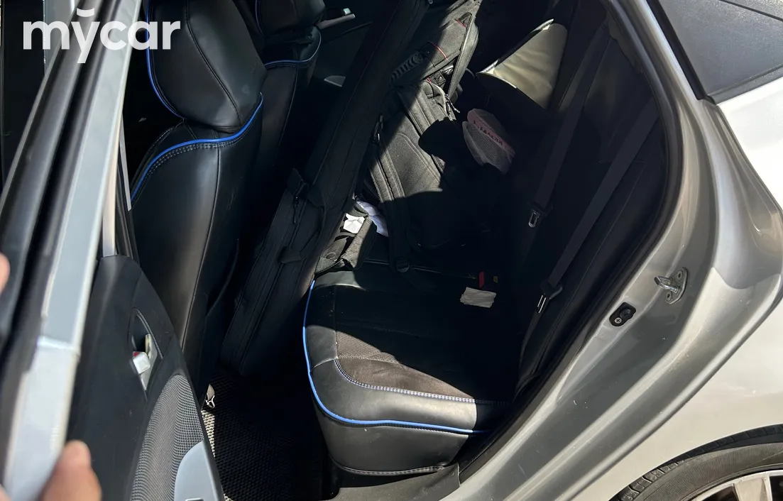 Hyundai Solaris 2011