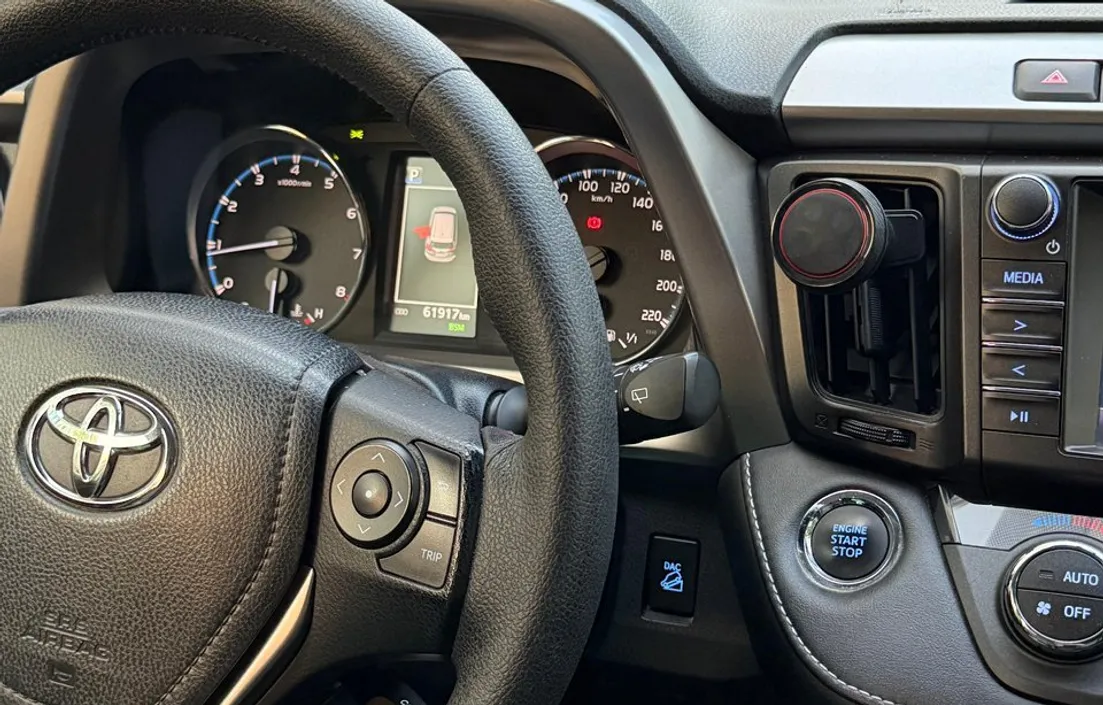 Toyota RAV4 2015