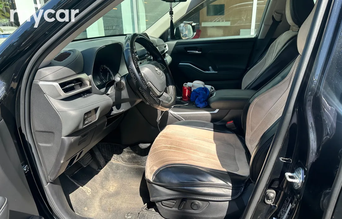 Toyota Highlander 2022