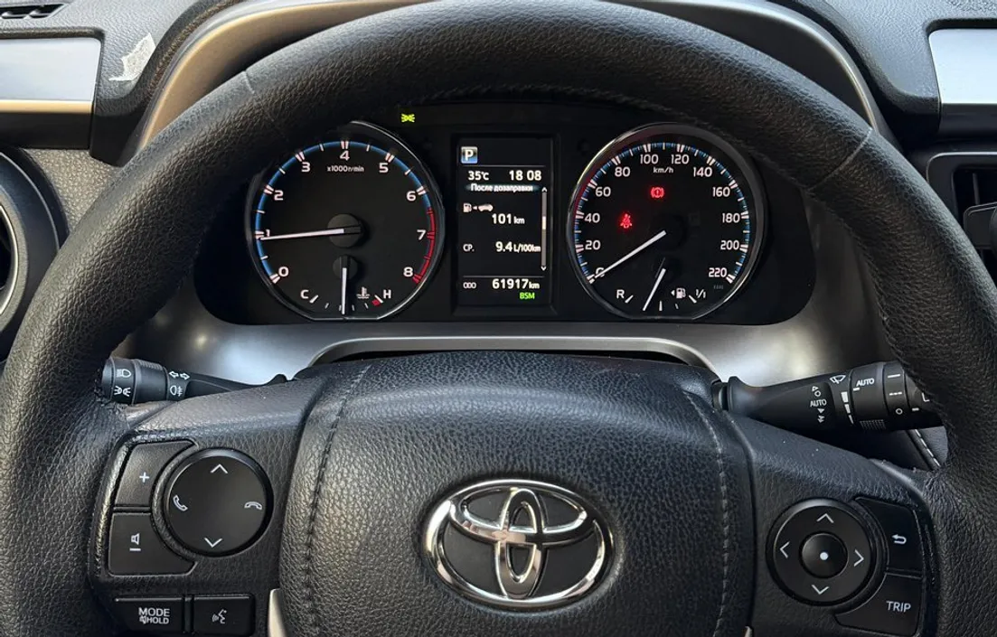Toyota RAV4 2015