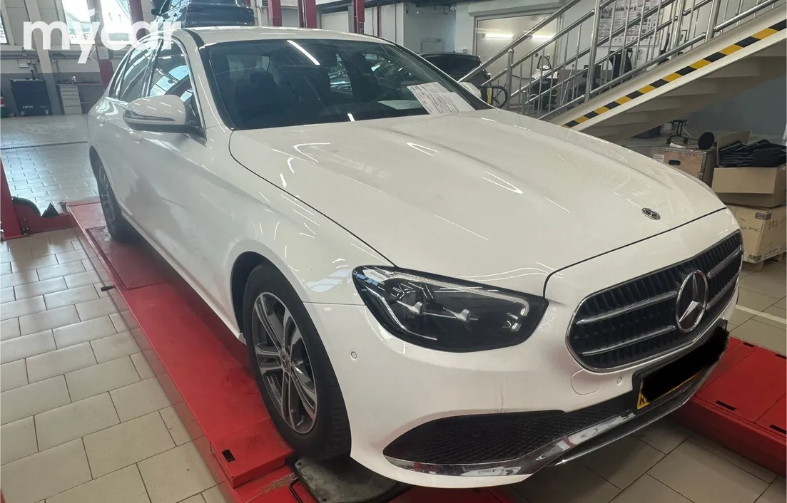 Mercedes-Benz E-Класс 2021