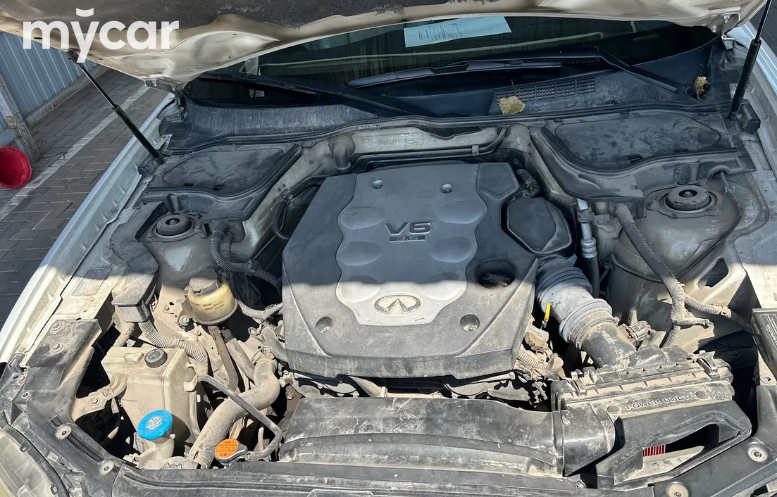 Infiniti FX 2005