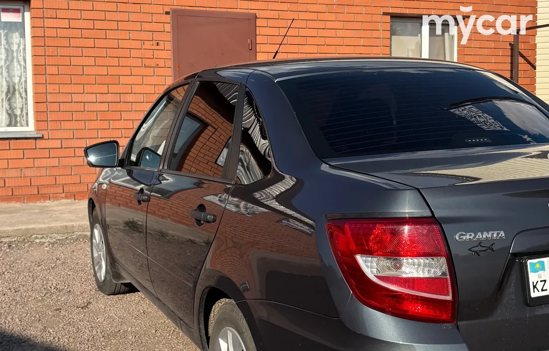 LADA Granta 2019