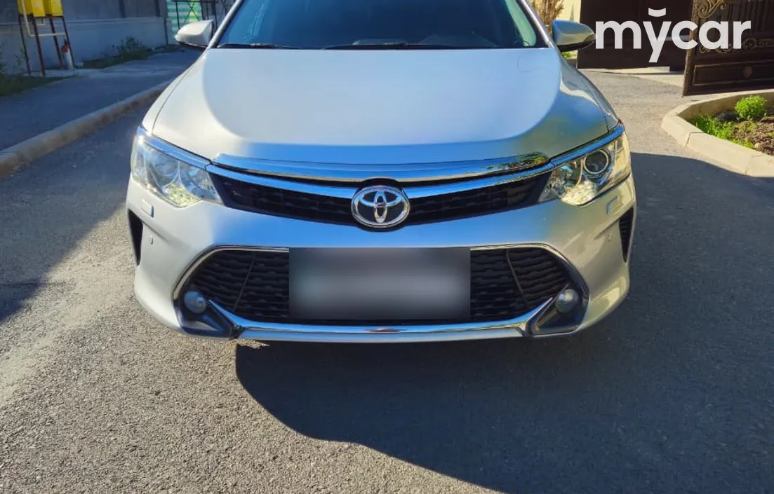 Toyota Camry 2015