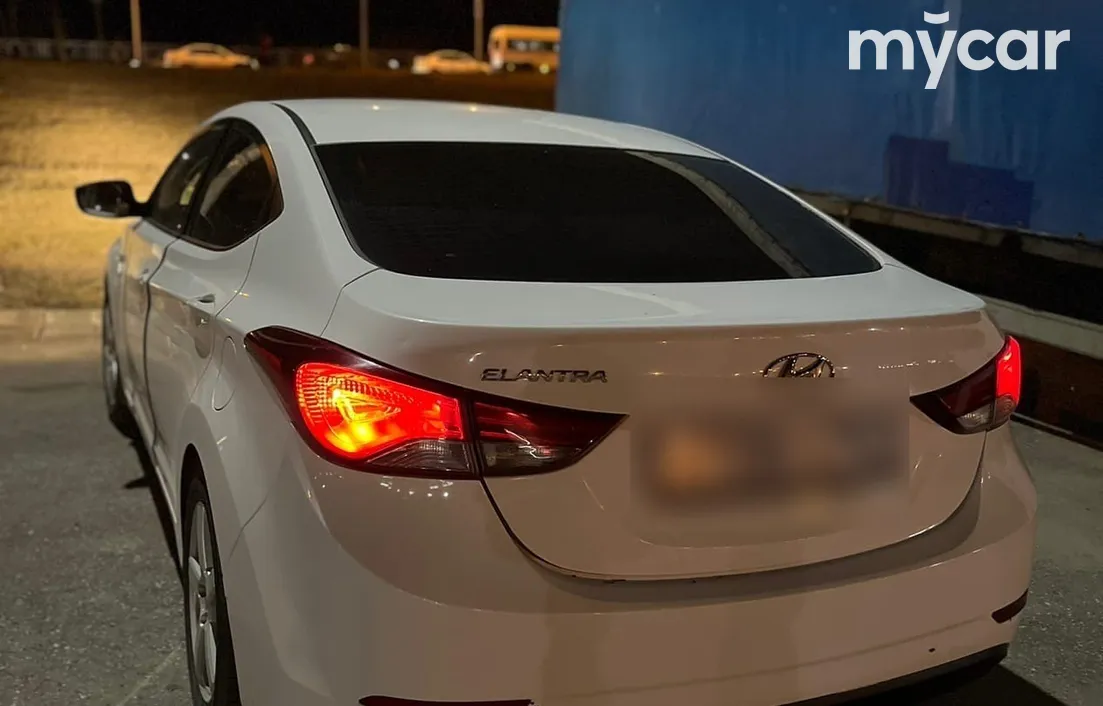 Hyundai Elantra 2014