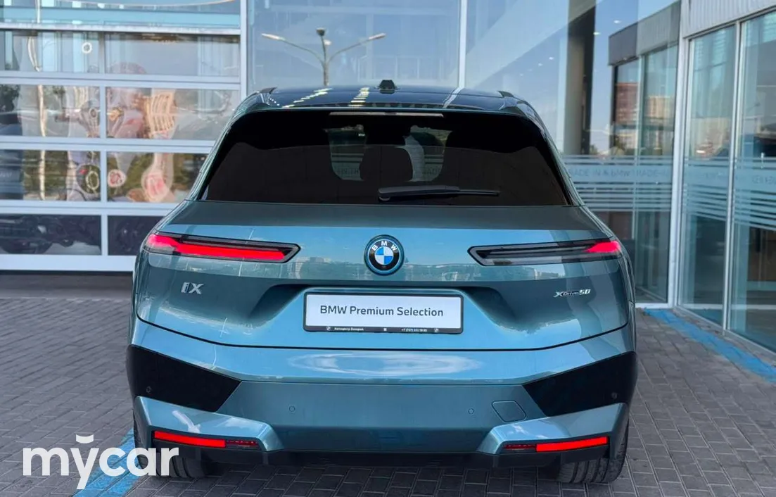 BMW iX 2023