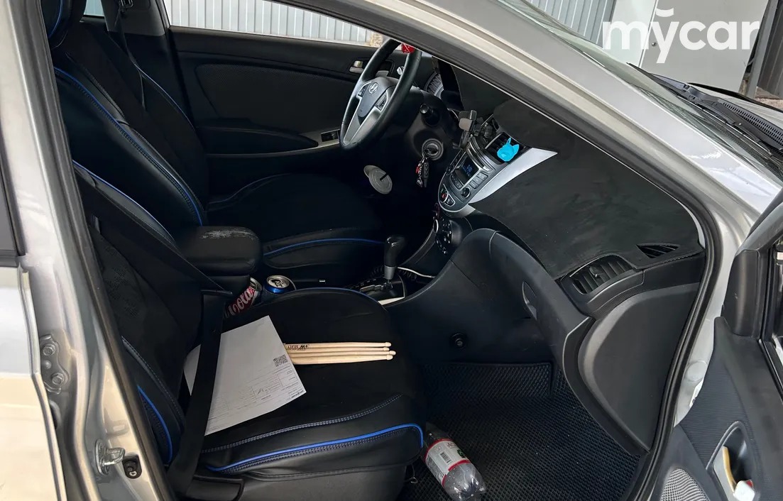 Hyundai Solaris 2011