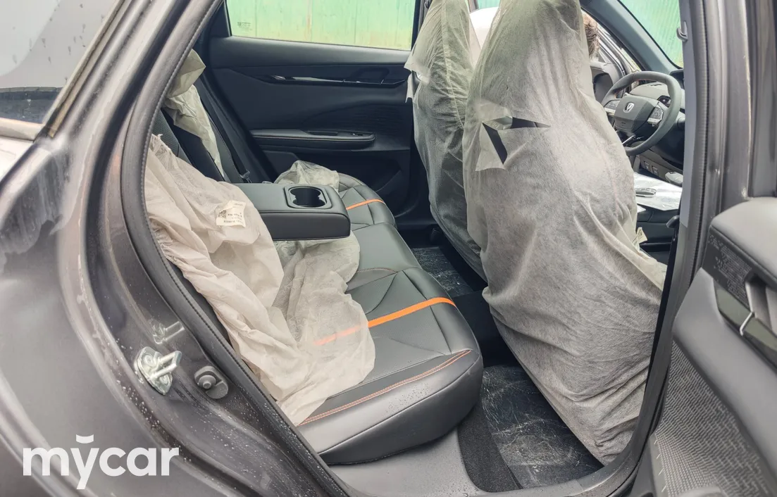 Changan UNI-V 2024