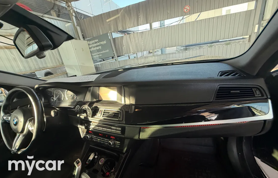 BMW 5 серия 2014