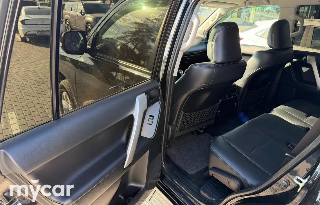 Toyota Land Cruiser Prado 2018