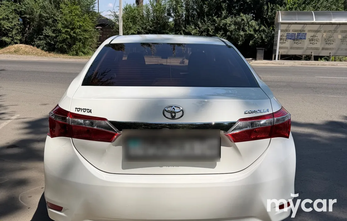 Toyota Corolla 2015