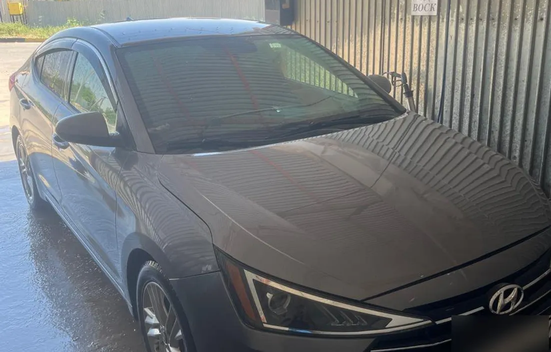 Hyundai Elantra 2018