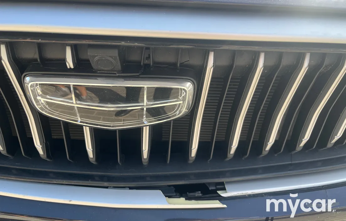 Geely Emgrand 2024