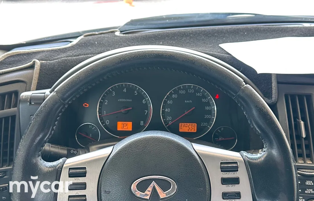 Infiniti FX 2005