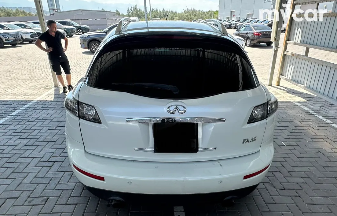 Infiniti FX 2005