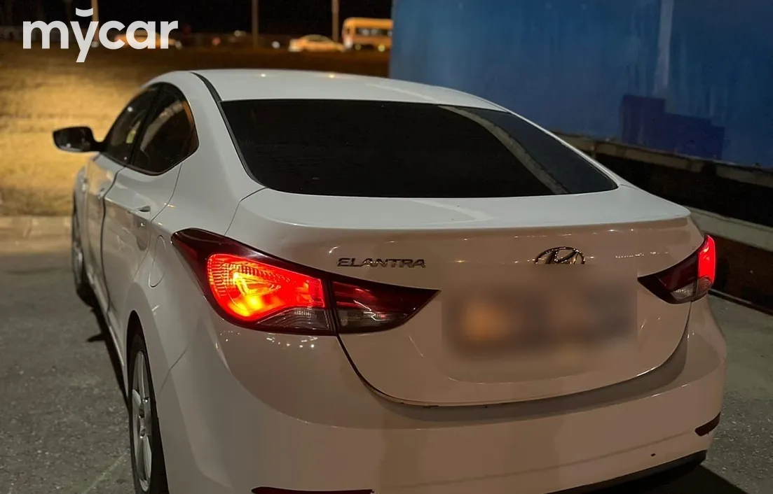 Hyundai Elantra 2014