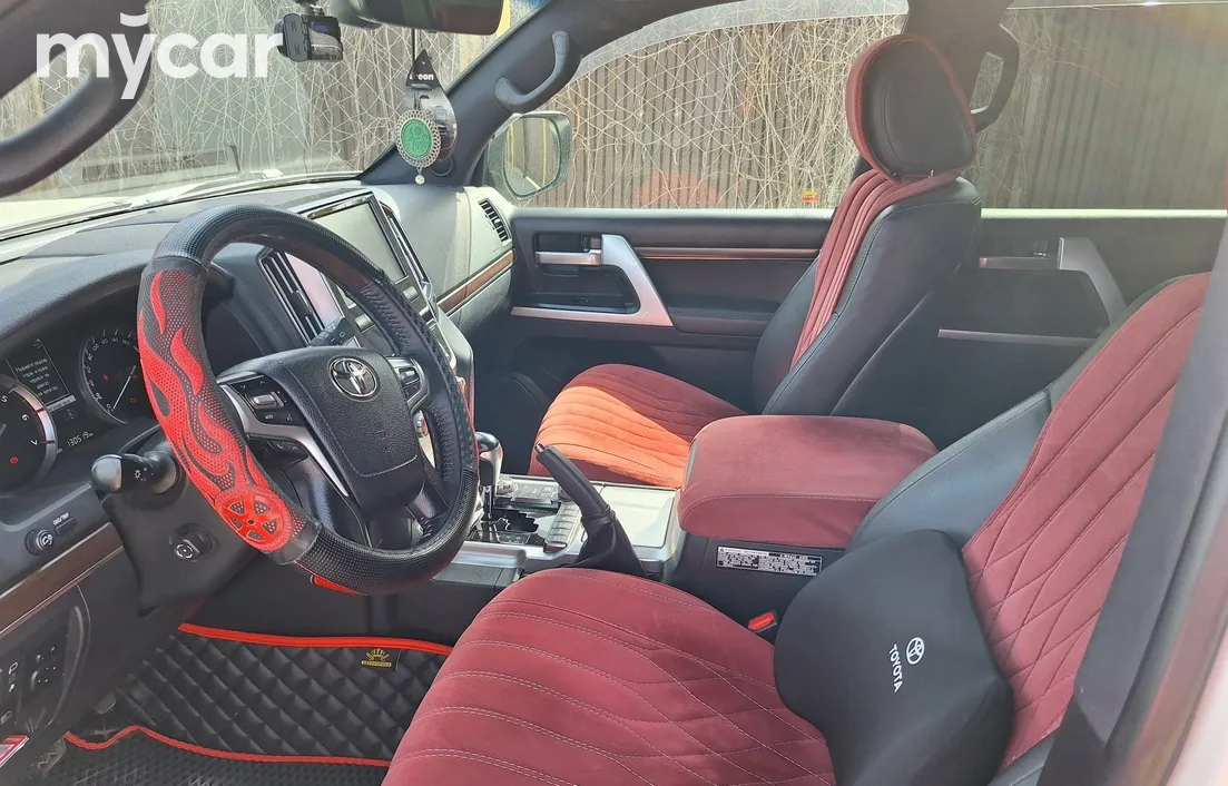 Toyota Land Cruiser 2019