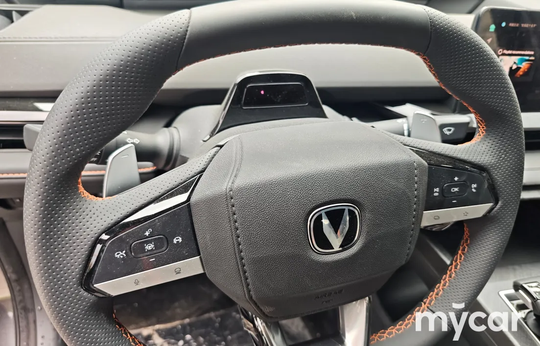 Changan UNI-V 2024
