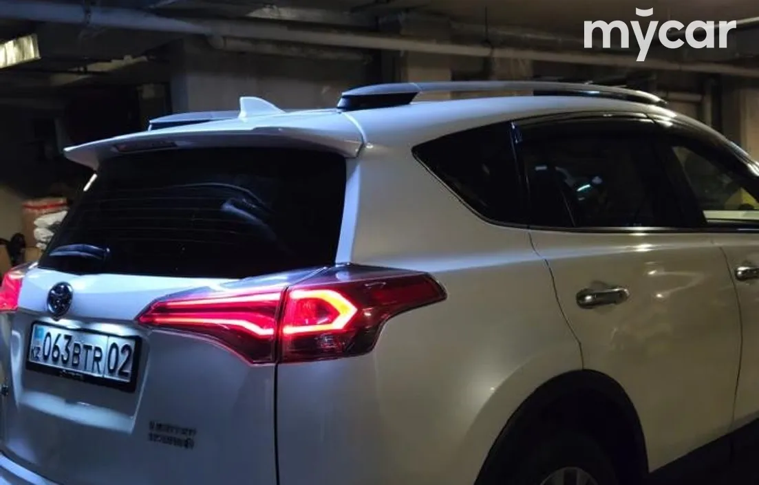 Toyota RAV4 2016