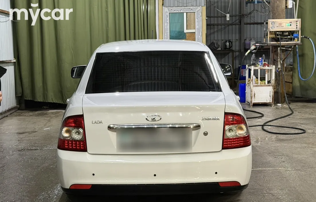 LADA Priora 2014