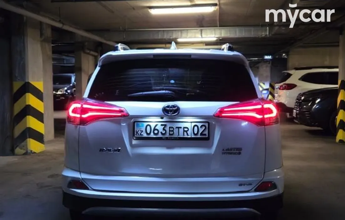 Toyota RAV4 2016
