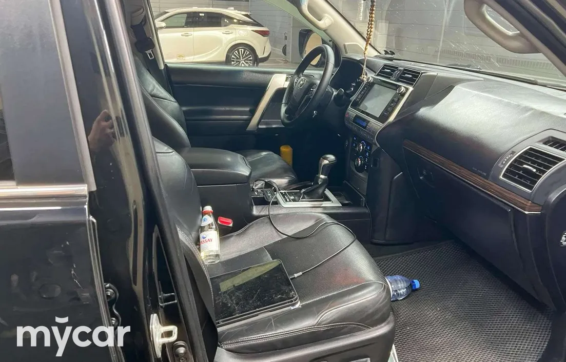 Toyota Land Cruiser Prado 2018