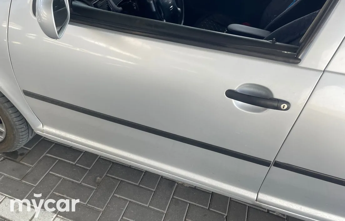 Volkswagen Golf 2001