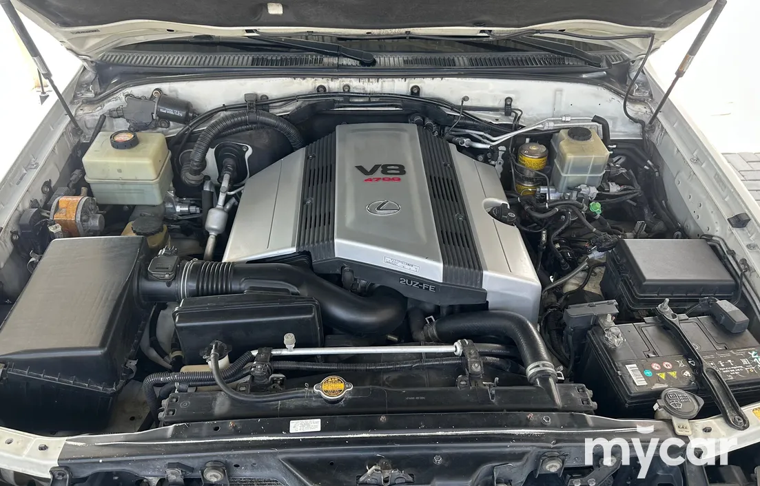 Lexus LX 2004