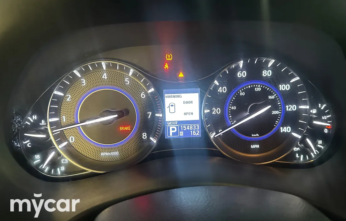 Infiniti QX56 2011
