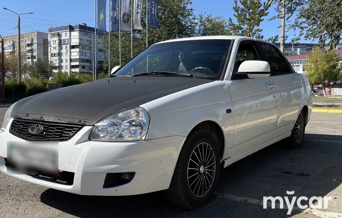 LADA Priora 2012
