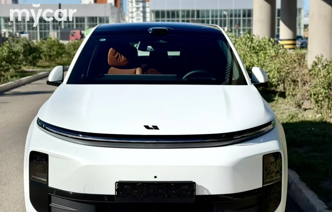 LiXiang L6 2025