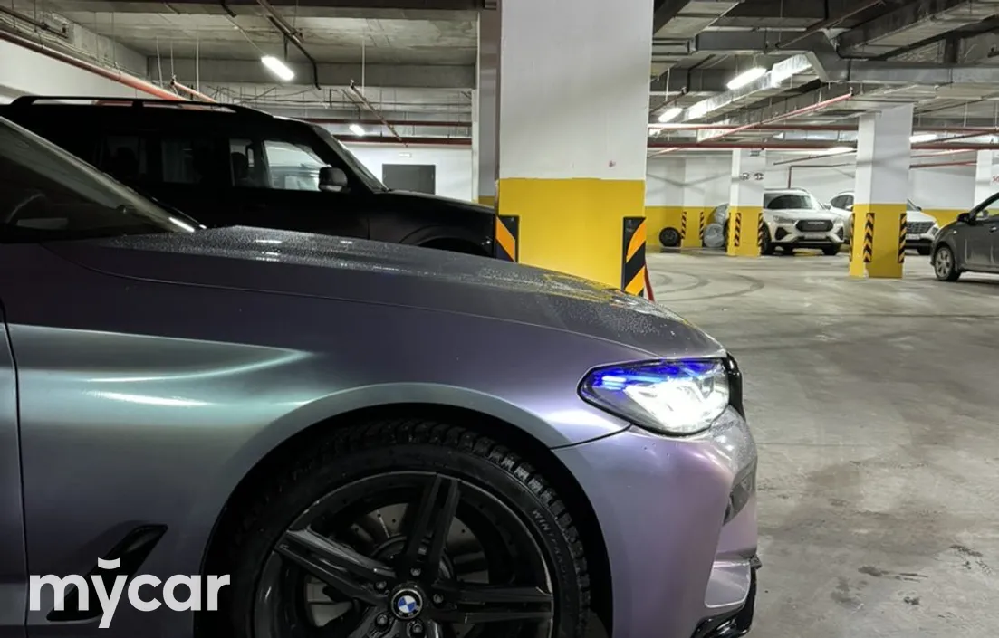 BMW 5 серия 2018