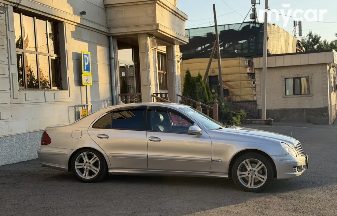 Mercedes-Benz E-Класс 2008