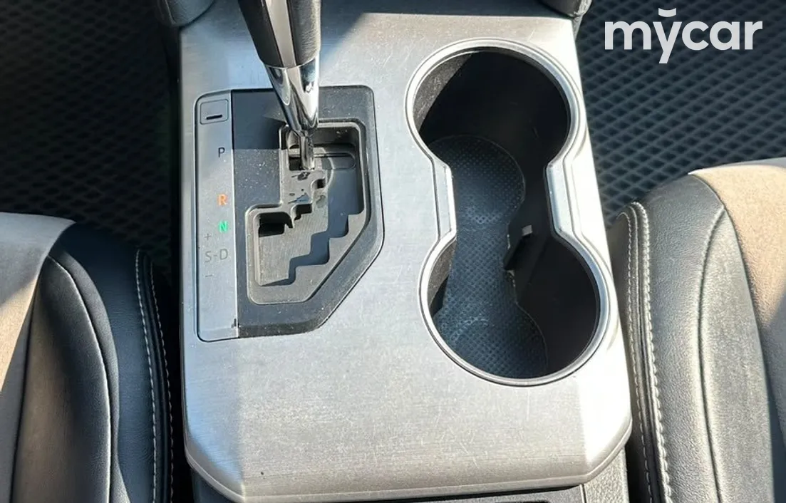 Toyota Camry 2014