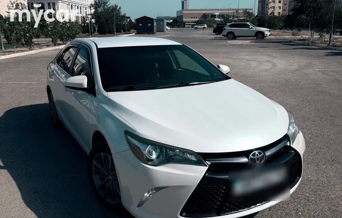 Toyota Camry 2016