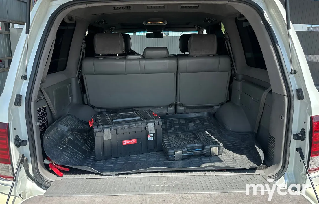 Lexus LX 2004