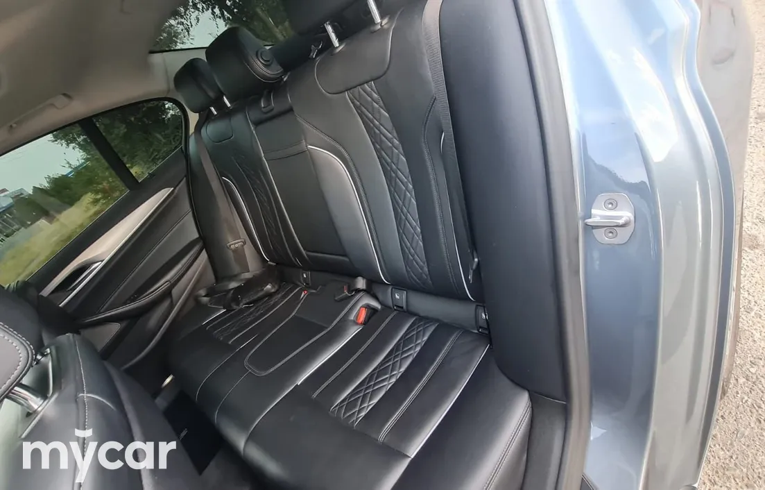 BMW 5 серия 2019