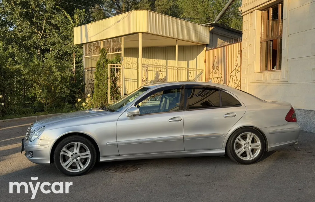 Mercedes-Benz E-Класс 2008