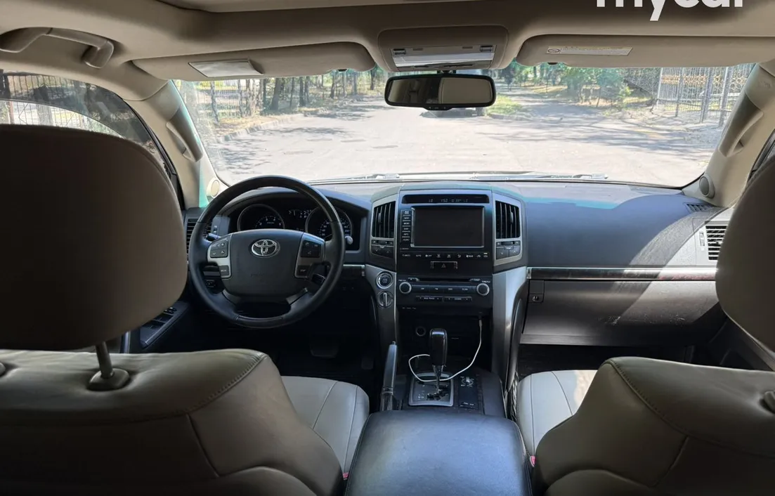 Toyota Land Cruiser 2008