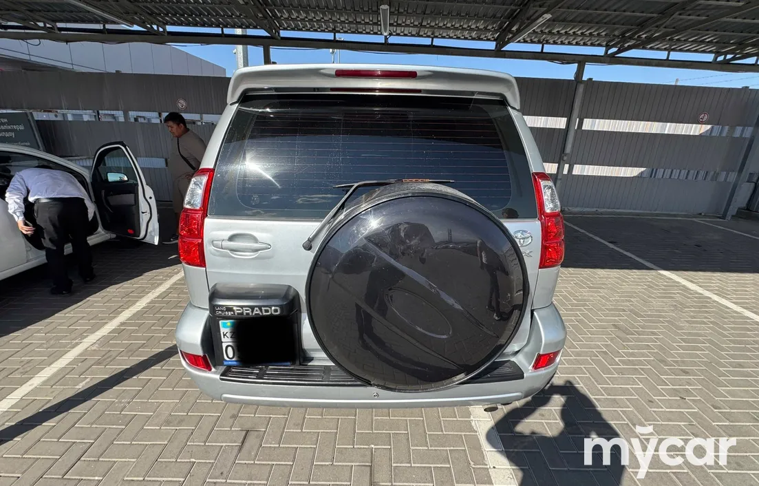 Toyota Land Cruiser Prado 2003
